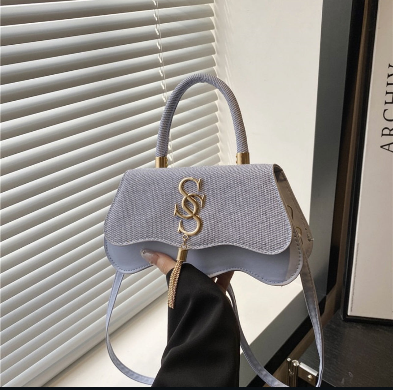 Elegant Wave Top Handle Handbag – Premium Shoulder & Crossbody Bag